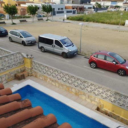 Casa Puigmal Empuriabrava Villa Exterior photo